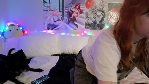 Inarafoxx online show from May 2, 1:55 am