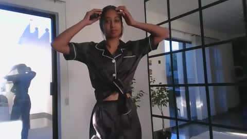 indanbella19 online show from May 7, 5:25 am