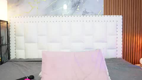 LITTLE AINHOA  online show from May 2, 7:52 pm