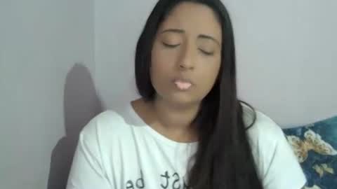 Indianpalgal69 online show from December 4, 3:00 pm