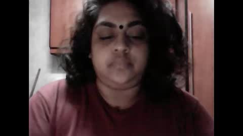 indianpooja1027 online show from November 6, 7:17 pm