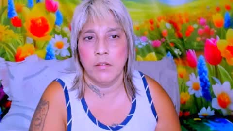 indianroxy27 online show from July 14, 1:09 am