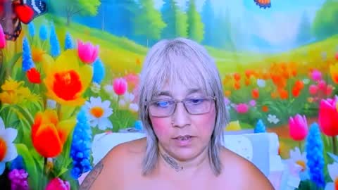 indianroxy27 online show from June 16, 5:39 pm