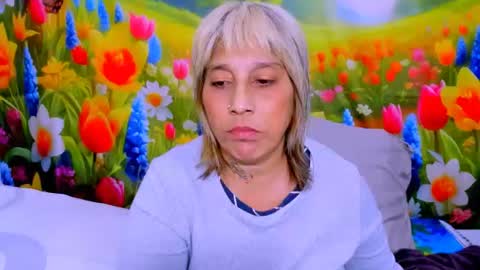 indianroxy27 online show from July 7, 6:47 am