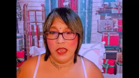 indianroxy27 online show from November 27, 6:48 pm