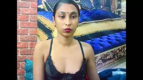 indiansexybutt4u2luv online show from June 17, 5:23 am