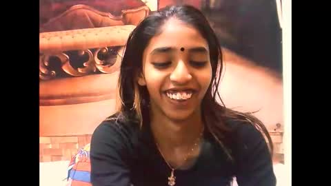 Snapshot of indiansexyslender4u2luv chatting on October 9, 5:46 am indiansexyslender4u2luv online show from October 9, 5:46 am