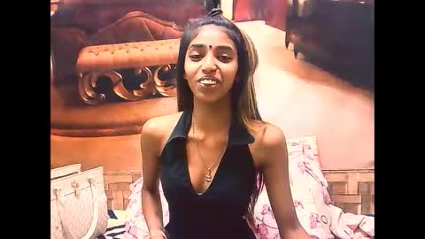 Snapshot of indiansexyslender4u2luv chatting on September 13, 5:43 am indiansexyslender4u2luv online show from September 13, 5:43 am