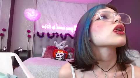 INDY online show from November 4, 3:24 pm