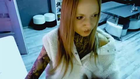 InesDesire online show from October 15, 9:37 pm