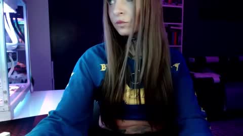 InesDesire online show from February 20, 9:31 pm