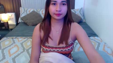 Snapshot of infernoglow_vex chatting on October 7, 10:17 pm Ms. Vex online show from October 7, 10:17 pm