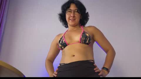 ingridhotty online show from July 19, 2:19 pm