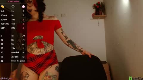 Snapshot of inked_val chatting on February 25, 3:09 pm Valerie online show from February 25, 3:09 pm