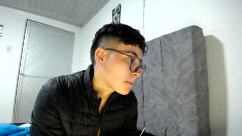 lyan onlyfans n linda online show from April 23, 2:30 am