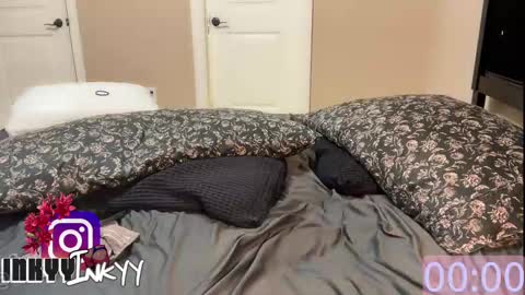 inkyyinkyy online show from September 15, 2:35 am