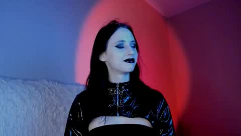 Venera  online show from October 12, 4:21 pm