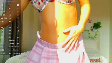 Mila Reef online show from April 25, 1:08 am