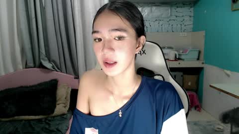 Reign online show from April 23, 5:58 pm