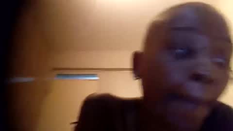 Amber online show from February 17, 4:28 pm