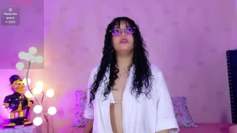 innocenthazel online show from June 23, 2:52 am