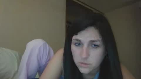 innocentlilsarah online show from November 5, 5:04 pm