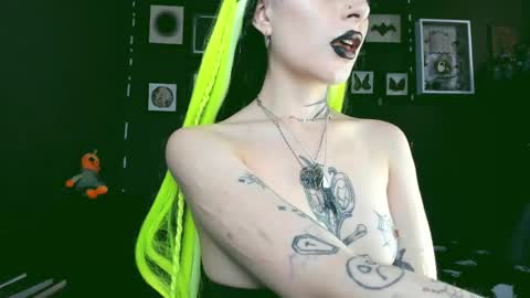   SANIA  online show from February 11, 7:38 pm