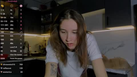 Snapshot of internetsexplorer chatting on December 16, 10:45 pm Bernadette  Join  online show from December 16, 10:45 pm