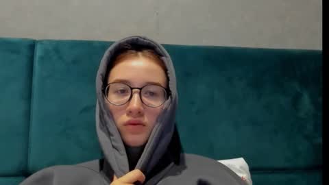 Bernadette  Join  online show from November 25, 6:56 am