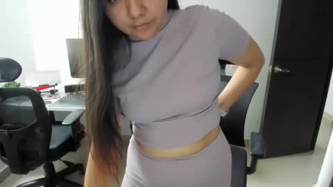 Iris 3 online show from May 21, 4:35 pm