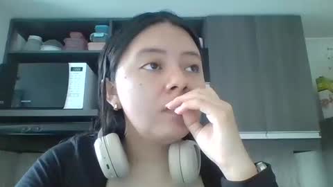 Iris 3 online show from February 2, 3:52 pm