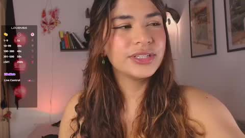 Snapshot of intim_mate_ chatting on October 20, 10:59 pm Caliope online show from October 20, 10:59 pm