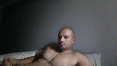 intolder35 online show from April 4, 11:28 am