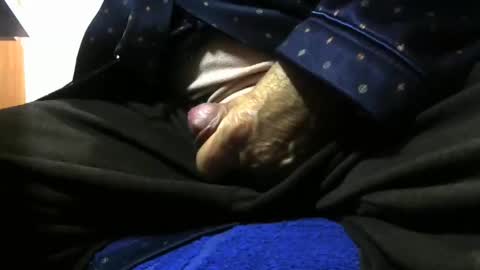 investigator310 online show from December 4, 8:06 am