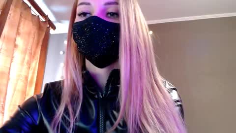 Lily online show from February 23, 2:41 pm