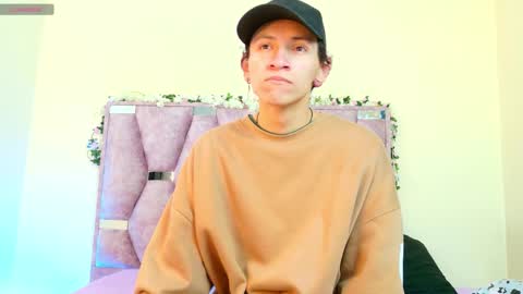 Iris online show from December 14, 10:43 am