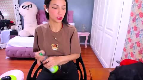 Iris online show from February 22, 11:35 am