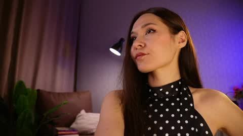Iris online show from May 3, 4:02 pm
