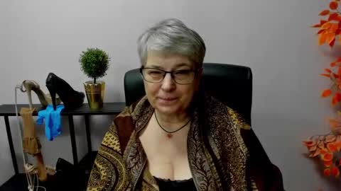 I R I S online show from February 26, 11:54 am