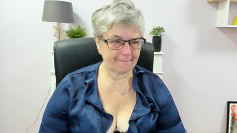 I R I S online show from June 17, 6:07 am