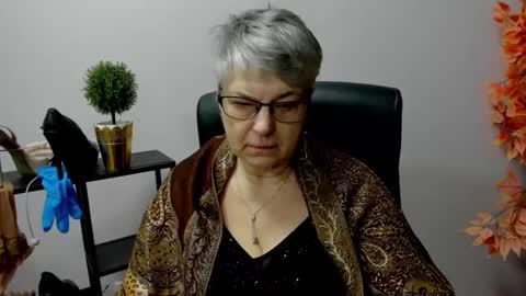 I R I S online show from February 21, 7:23 am