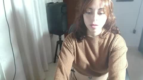 irisarellano_ online show from July 1, 1:20 pm