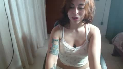 irisarellano_ online show from June 22, 1:07 pm