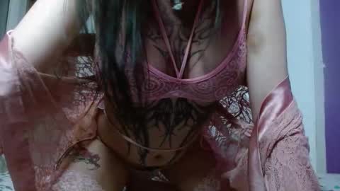 Camilla online show from February 19, 2:22 am