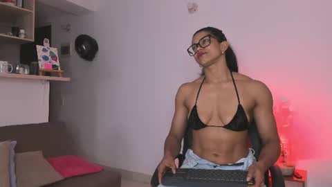 Iris Fit online show from June 20, 11:33 pm