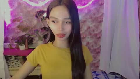 IRISH AND TRIXIE online show from May 20, 6:47 pm