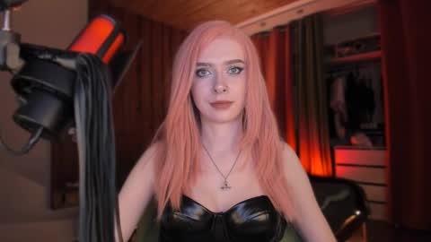 Miss Iris Fansly Miss Iris new inst.  online show from November 27, 9:11 pm