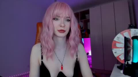 Miss Iris Fansly Miss Iris new inst.  online show from July 7, 4:33 pm