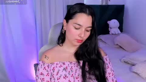 Iris Moira  online show from July 28, 4:39 pm