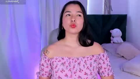 Iris Moira  online show from July 28, 6:20 pm